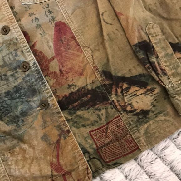 Super cute corduroy button down shirt - Picture 2 of 6